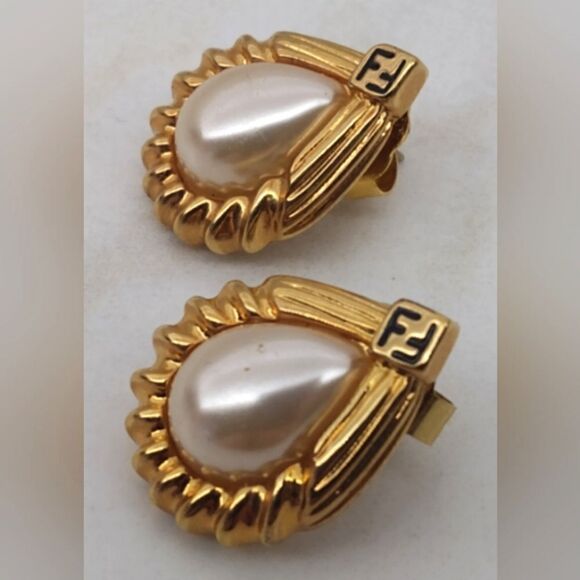 Fendi Pearl Gold Tone Vintage Pierced Earrings - Picture 6 of 13